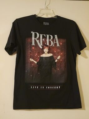 Reba Live In Concert Black Graphic Tee